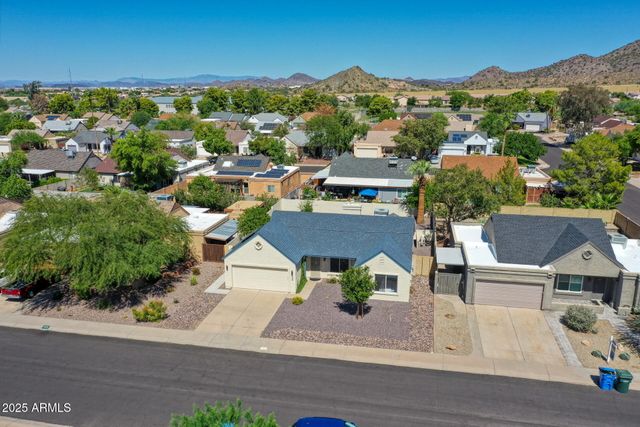 1362 E WICKIEUP Lane, Phoenix, AZ 85024