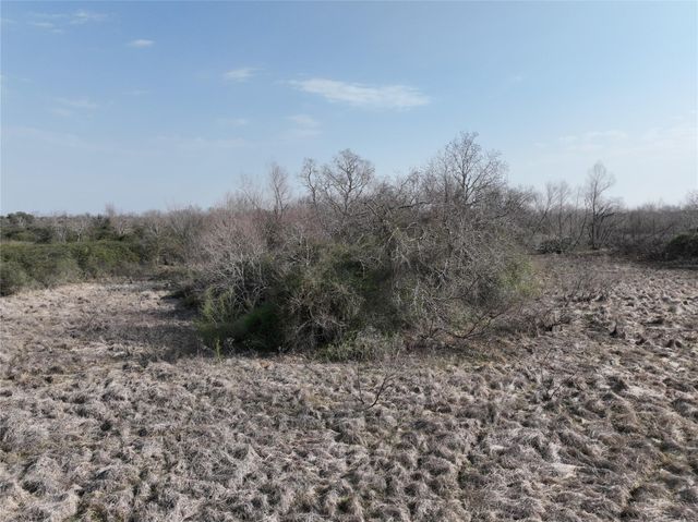 000 Schindler Road, Alleyton, TX 78935