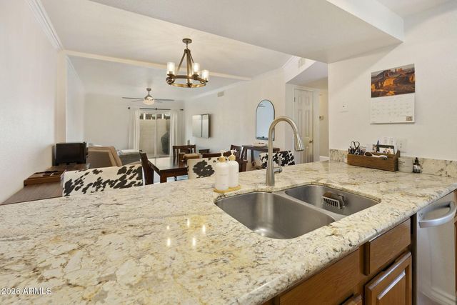 3039 N 38th Street Unit 11, Phoenix, AZ 85018