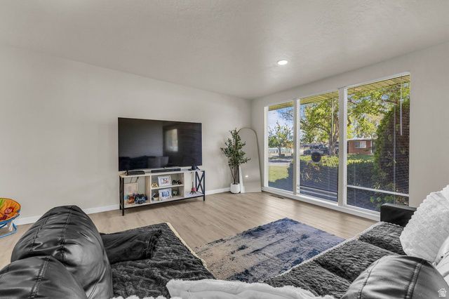185 W 850 S, Bountiful, UT 84010