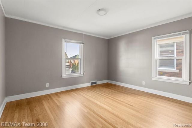 17420 Ohio Street, Detroit, MI 48221