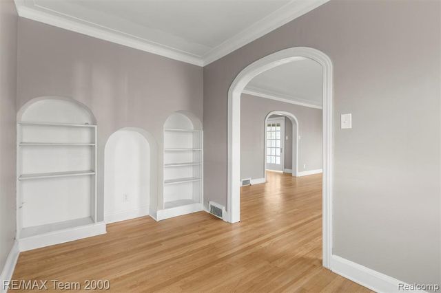 17420 Ohio Street, Detroit, MI 48221