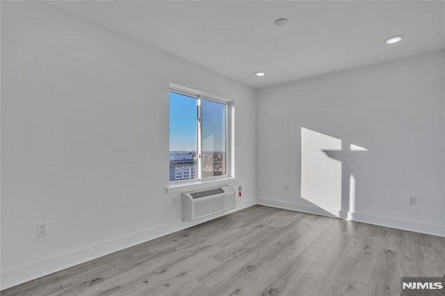 2601 Jane Street 304, North Bergen, NJ 07047
