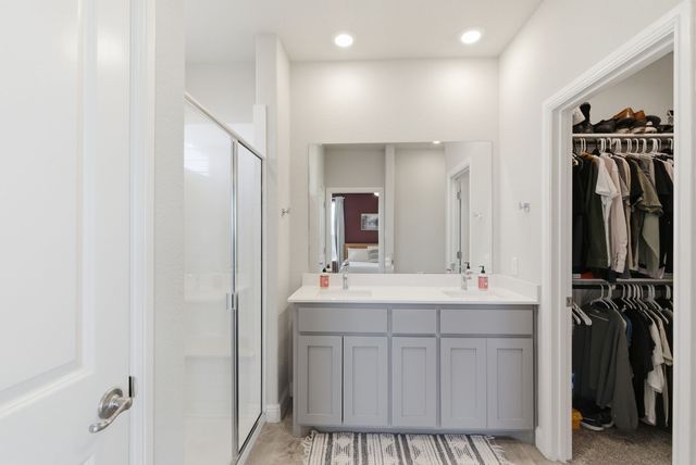 1506 Livermore, Cleburne, TX 76033