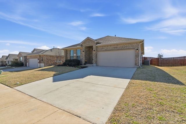 1506 Livermore, Cleburne, TX 76033