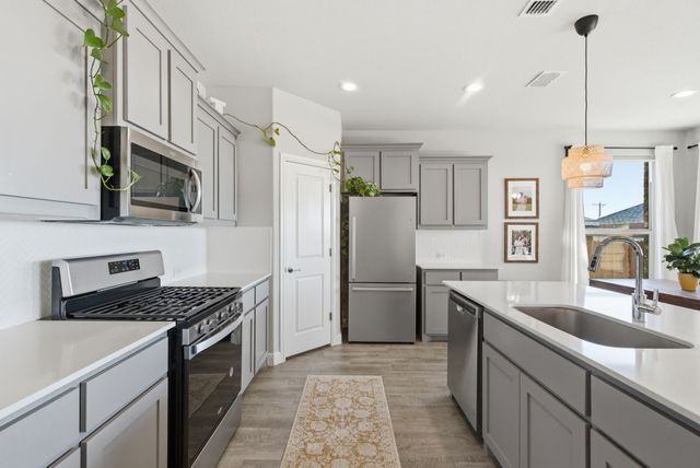 1506 Livermore, Cleburne, TX 76033