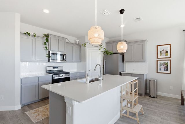 1506 Livermore, Cleburne, TX 76033