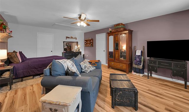 724 W 4th Street, Mcgregor, TX 76657