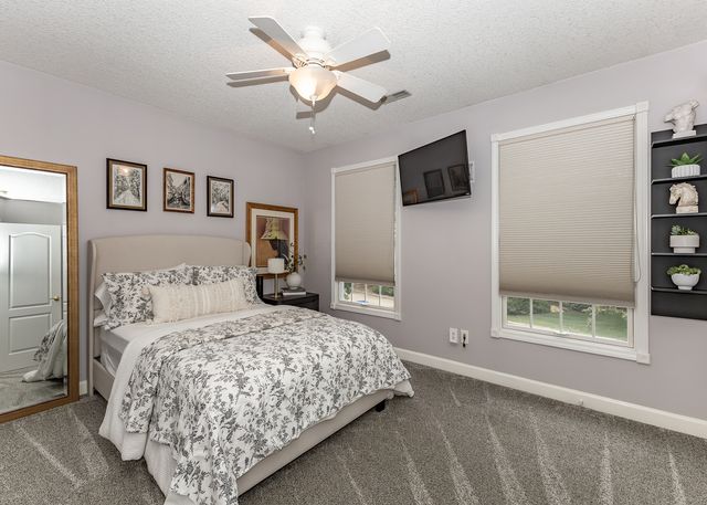 2709 8TH Street Court, Moline, IL 61265