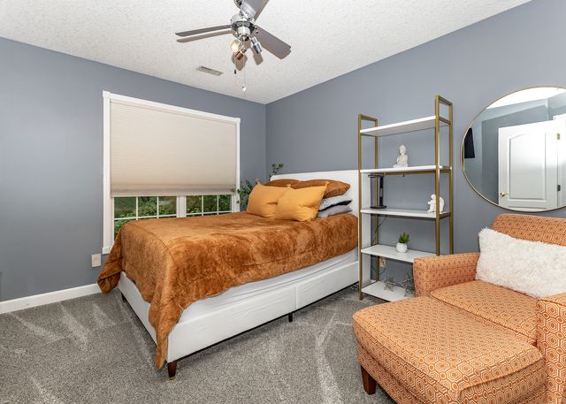 2709 8TH Street Court, Moline, IL 61265