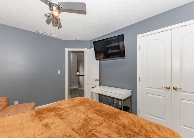 2709 8TH Street Court, Moline, IL 61265