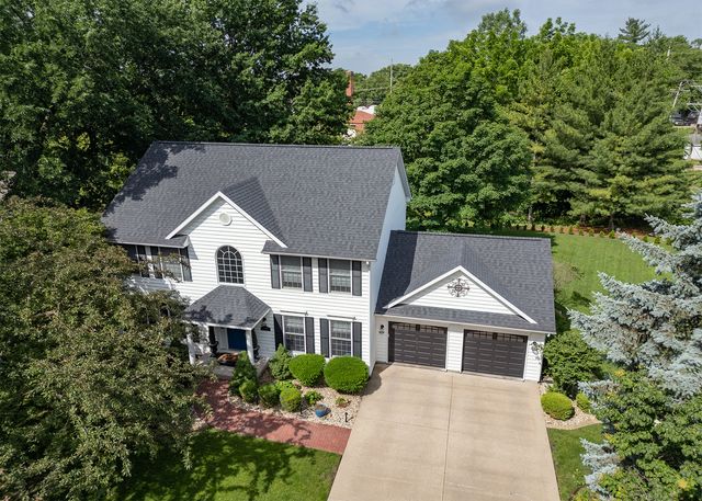 2709 8TH Street Court, Moline, IL 61265