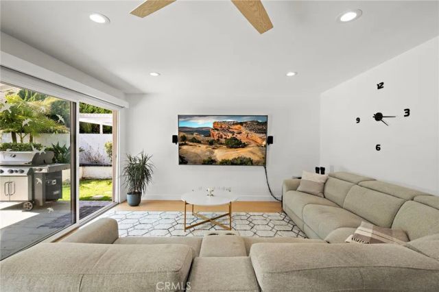 22041 Jonesport Lane, Huntington Beach, CA 92646