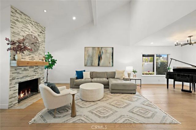 22041 Jonesport Lane, Huntington Beach, CA 92646