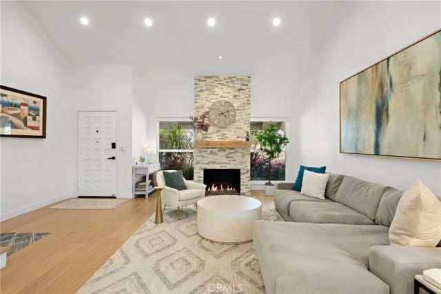 22041 Jonesport Lane, Huntington Beach, CA 92646