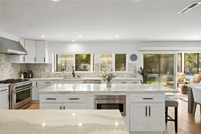 22041 Jonesport Lane, Huntington Beach, CA 92646