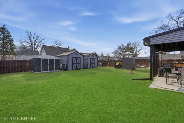 205 E Livingston Avenue, Des Moines, IA 50315