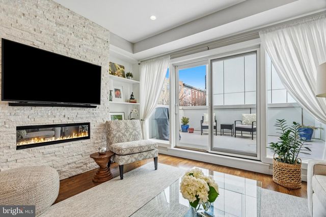 857 CORINTHIAN AVE, Philadelphia, PA 19130