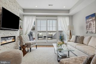 857 CORINTHIAN AVE, Philadelphia, PA 19130