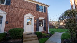 1825 Northwest Court, D, Columbus, OH 43212