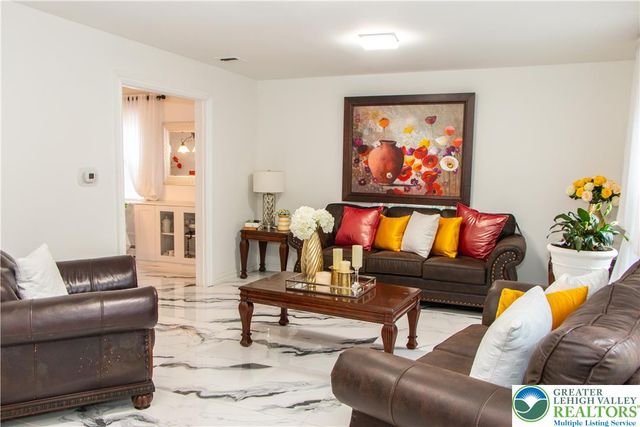 3582 Country Club Road, Easton, PA 18045