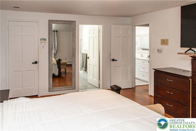 3582 Country Club Road, Easton, PA 18045