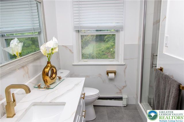 3582 Country Club Road, Easton, PA 18045