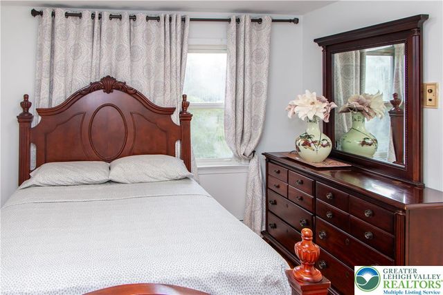 3582 Country Club Road, Easton, PA 18045