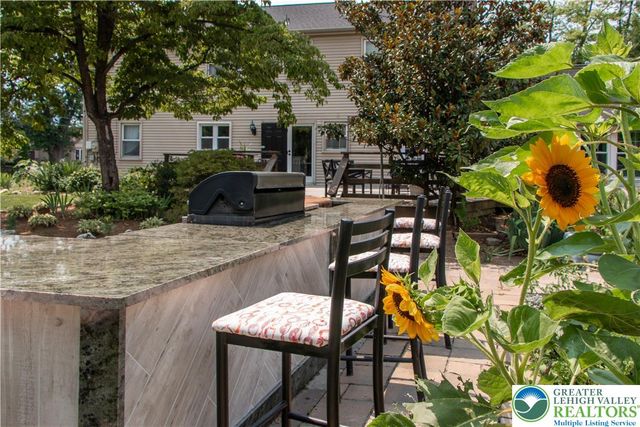 3582 Country Club Road, Easton, PA 18045