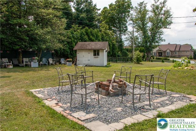3582 Country Club Road, Easton, PA 18045