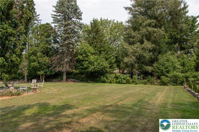 3582 Country Club Road, Easton, PA 18045