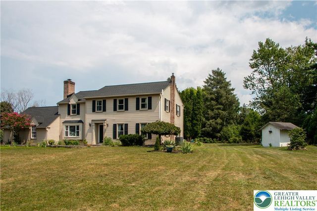 3582 Country Club Road, Easton, PA 18045