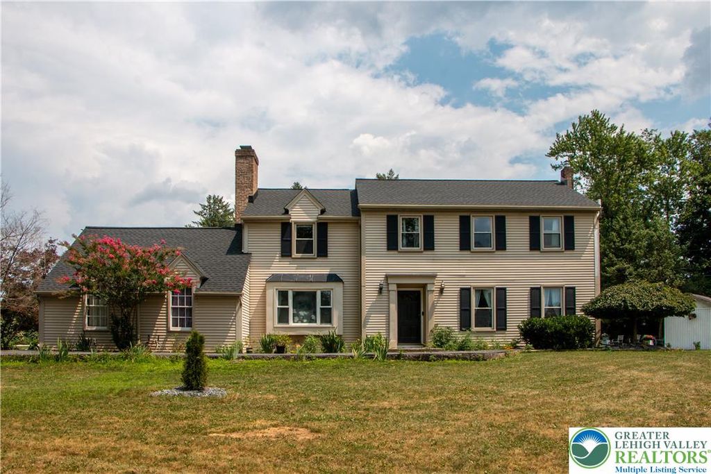 3582 Country Club Road, Easton, PA 18045
