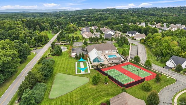 6 Cyprus Drive, Middletown, NY 10940