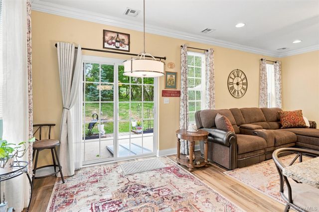 6 Cyprus Drive, Middletown, NY 10940