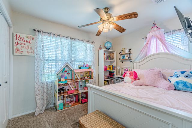120 E Scotland Drive, Irving, TX 75062
