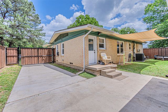 120 E Scotland Drive, Irving, TX 75062