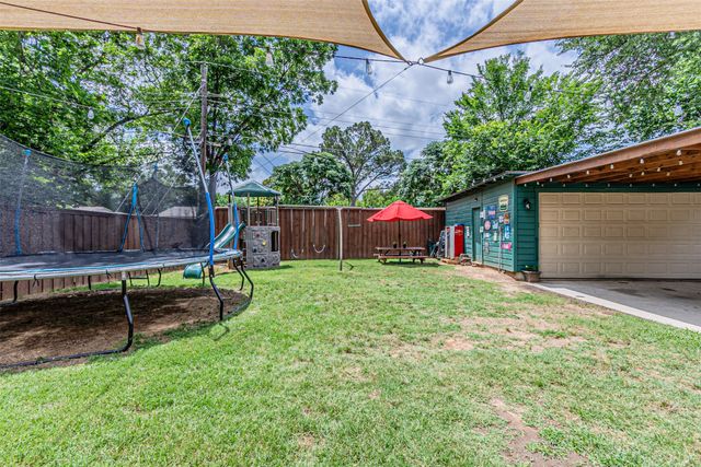 120 E Scotland Drive, Irving, TX 75062