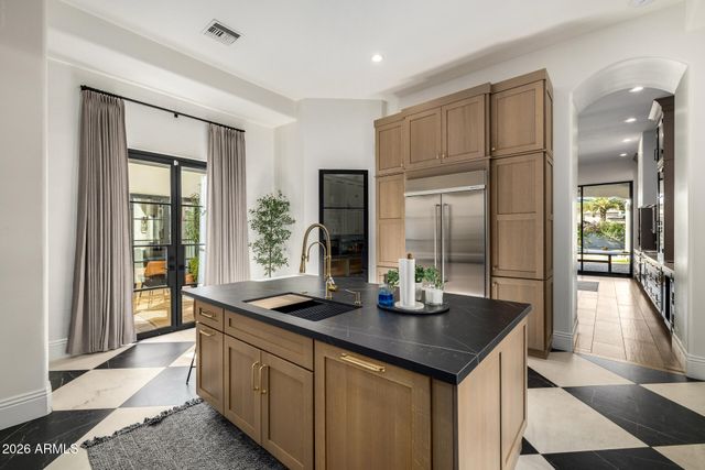 2564 E TEAKWOOD Place, Chandler, AZ 85249