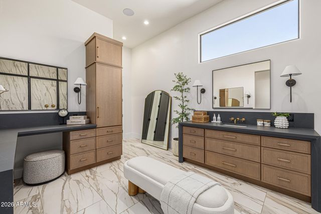 2564 E TEAKWOOD Place, Chandler, AZ 85249