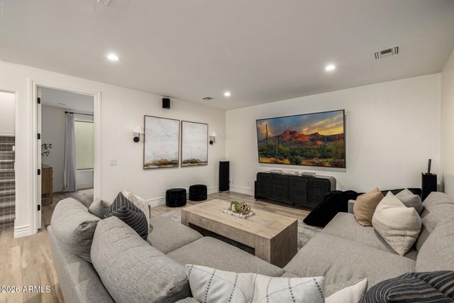2564 E TEAKWOOD Place, Chandler, AZ 85249