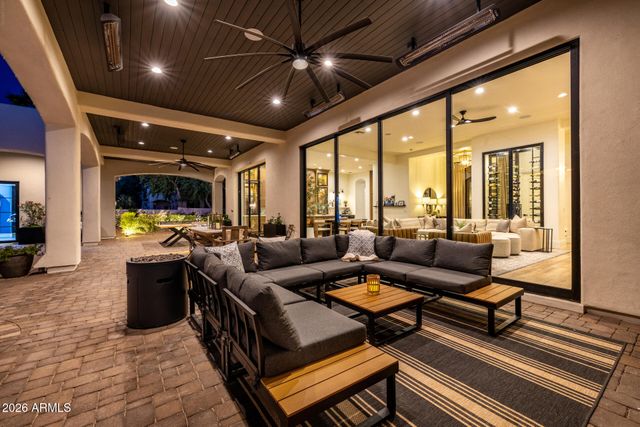 2564 E TEAKWOOD Place, Chandler, AZ 85249