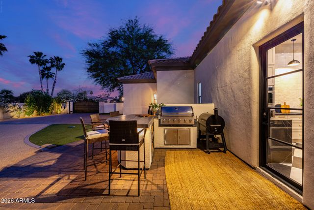 2564 E TEAKWOOD Place, Chandler, AZ 85249