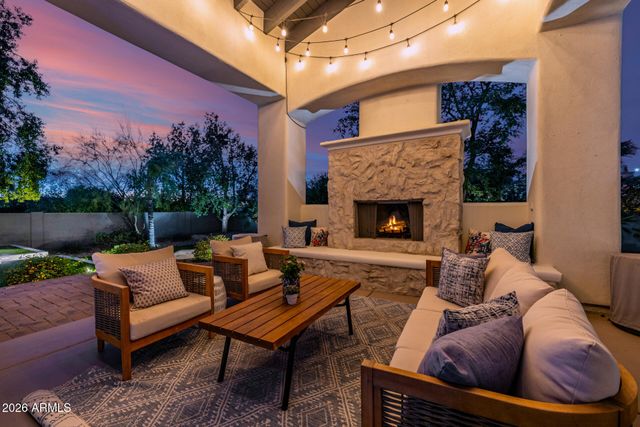 2564 E TEAKWOOD Place, Chandler, AZ 85249
