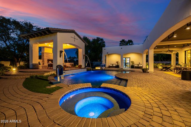 2564 E TEAKWOOD Place, Chandler, AZ 85249