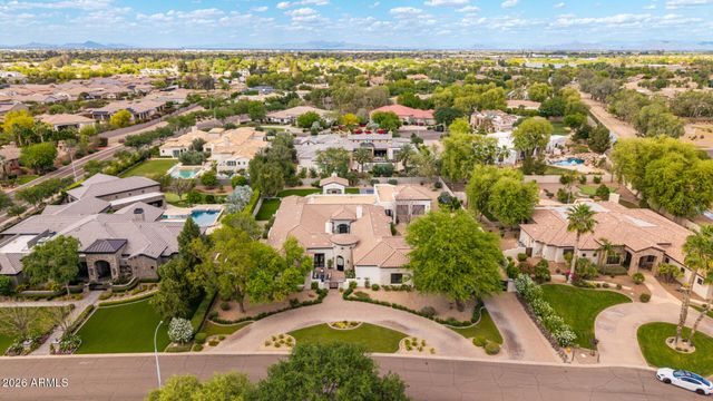 2564 E TEAKWOOD Place, Chandler, AZ 85249