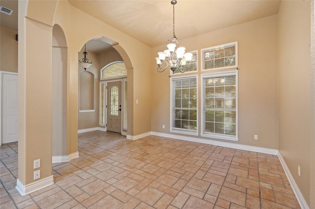 2300 Willow LN, Taylor, TX 76574