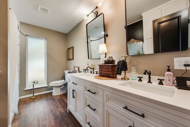 905 Colonial, Cleburne, TX 76033