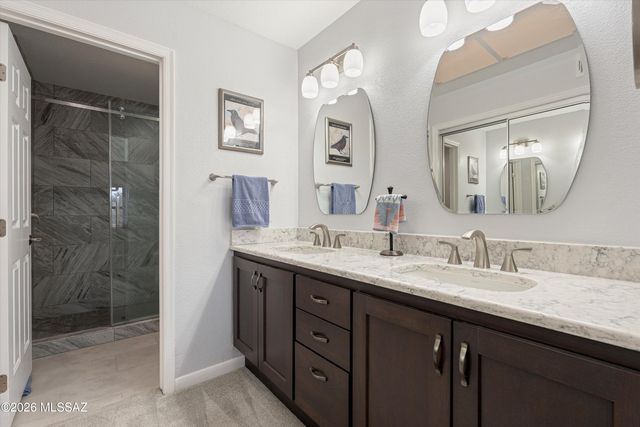 14045 N Desert Butte Drive, Oro Valley, AZ 85755