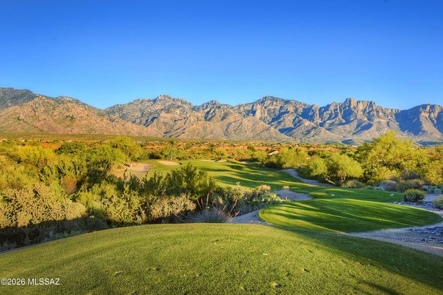 14045 N Desert Butte Drive, Oro Valley, AZ 85755